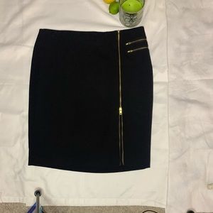 Black midi skirt